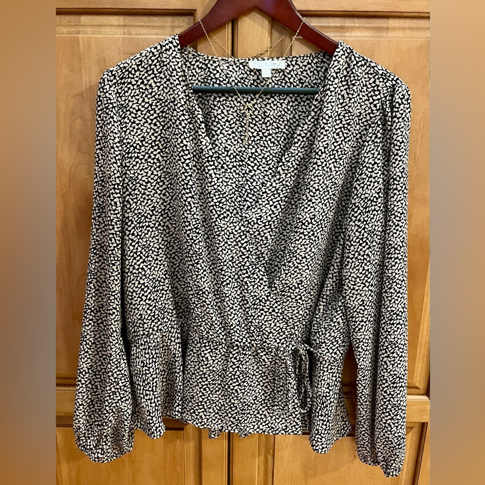 Nine Britton Faux Wrap Patterned Blouse - Size XL - Picture 3 of 9
